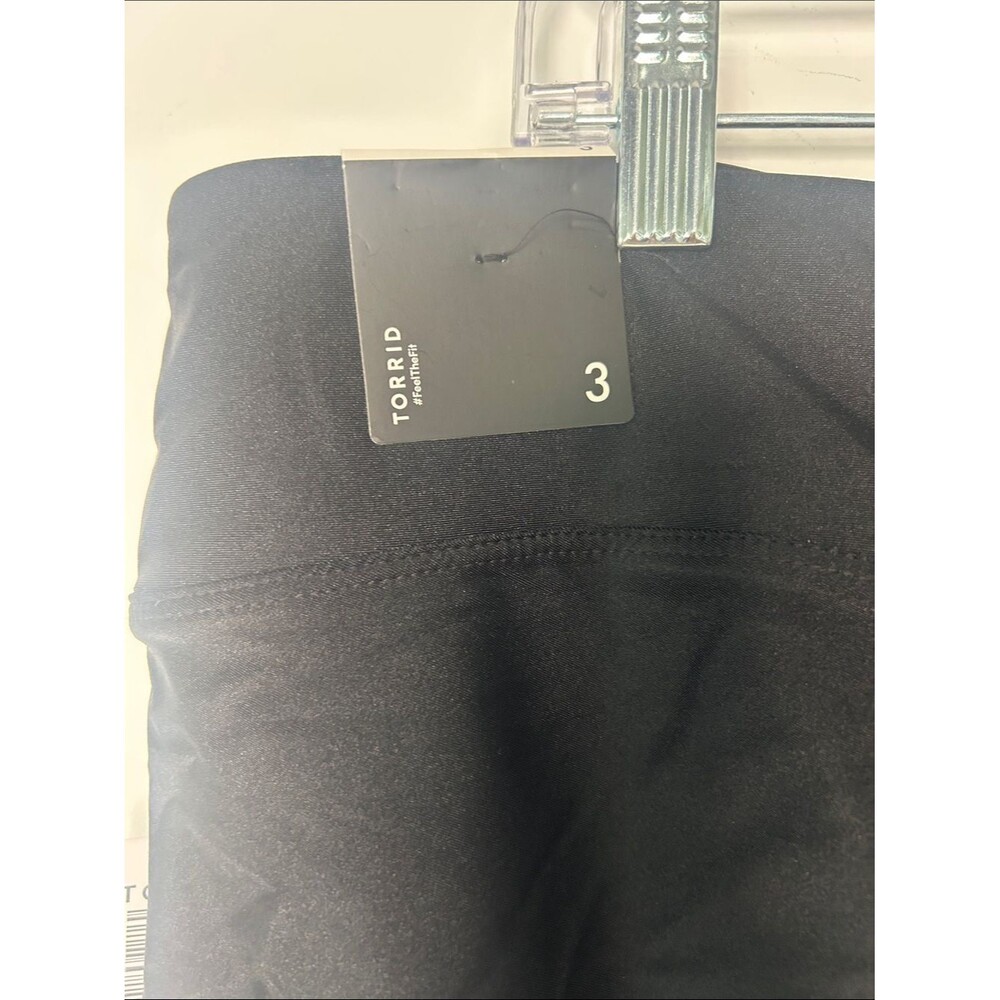 NWT Torrid Black Ruched Back Full Length Leggings Size 3X 22/24 - Picture 8 of 8
